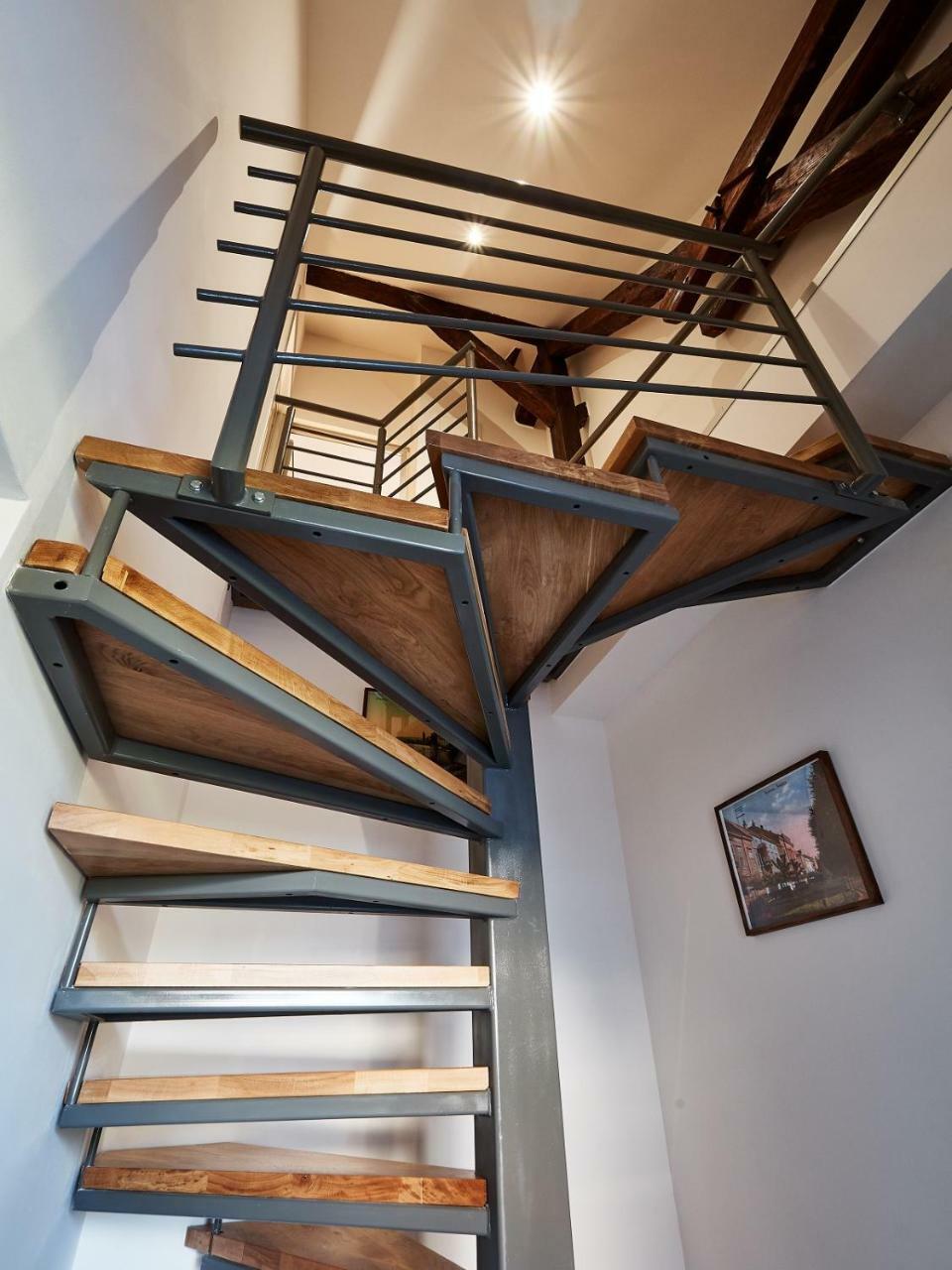 Eva Rooms & Studio Apartment Károlyváros Kültér fotó