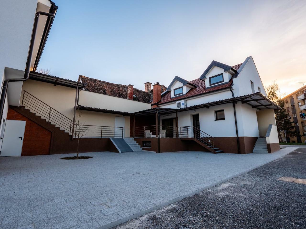 Eva Rooms & Studio Apartment Károlyváros Kültér fotó